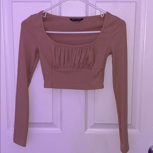 Women’s tan long sleeve crop top